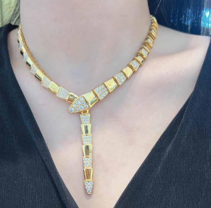 Bob Snake Lovato Serpent Necklace – Alternating Moissanite Pavé in Matte Gold — real photo 4