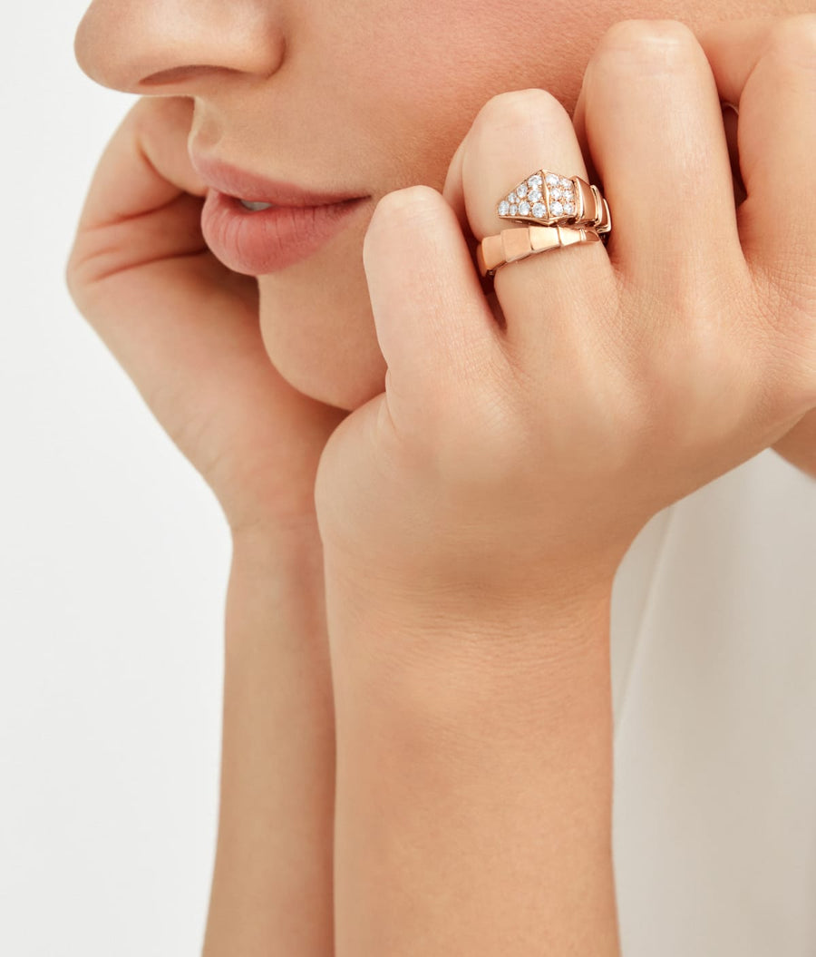 Bob Snake Lovato Coil Ring Moissanite Head — real photo 2
