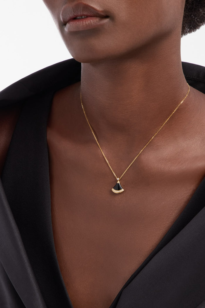 Bob Aeris Fan Essential Necklace,  Yellow Gold ，Black onyx — real photo 4