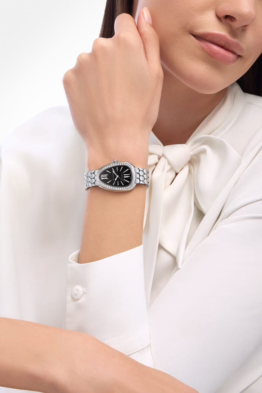Bob Snake Spiga White Gold Watch Moissanite Black Screen — real photo 3