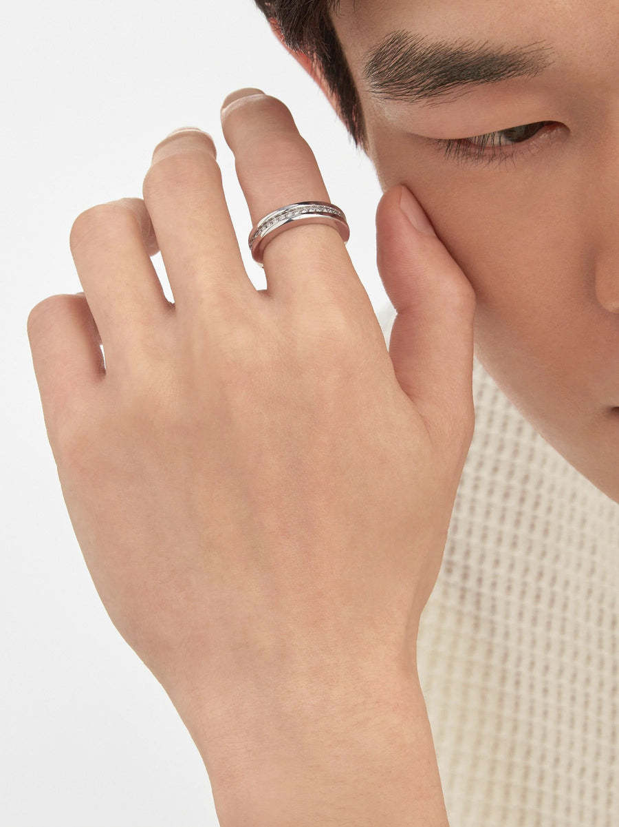 Bob Rollers Cordelia Ring,one row Moissanite| Yellow, Rose & White Gold — real photo 3