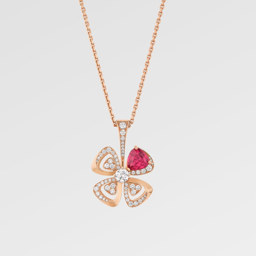 Bob Quatrefoil Daisy Rose Gold Necklace Red Ruby Moissanite — real photo 2