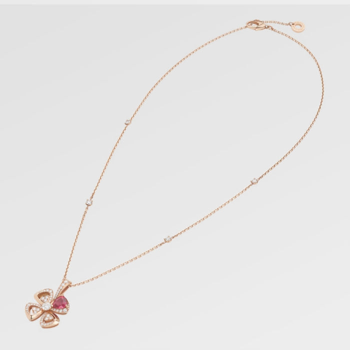 Bob Quatrefoil Daisy Rose Gold Necklace Red Ruby Moissanite — real photo 5