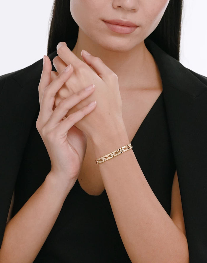 Minimalist Elegance