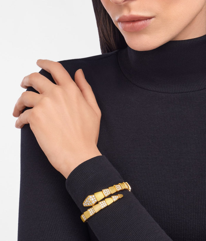 Bob Snake Lovato  Bracelet Spaced Moissanite | Yellow, Rose & White Gold — real photo 5
