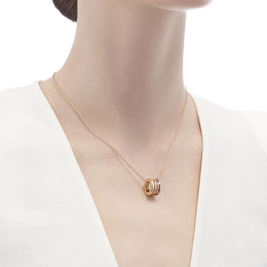 Lotteds Bob Rollers Marlo Pendant Necklace, Three-Tone Gold, Plain, High Polish — real photo 3
