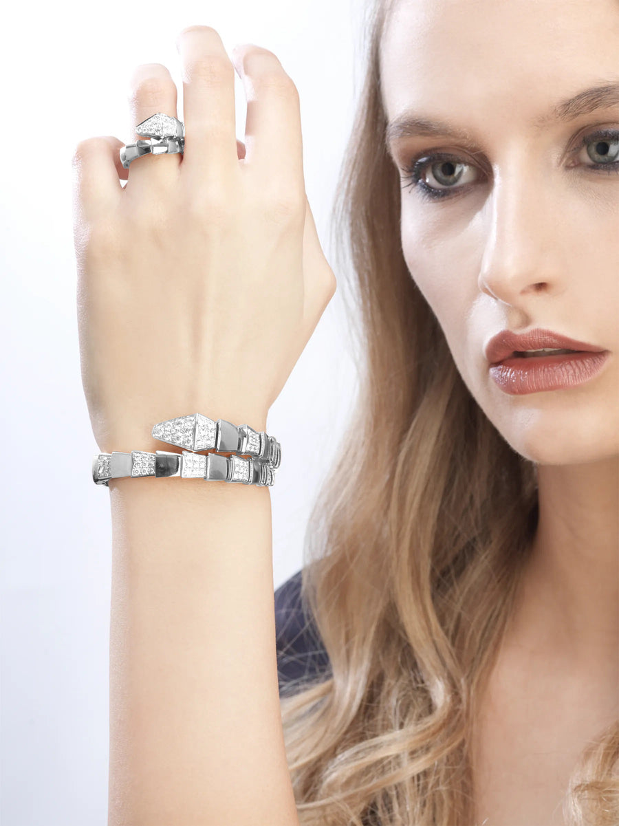 Bob Snake Lovato  Bracelet Spaced Moissanite | Yellow, Rose & White Gold — real photo 2