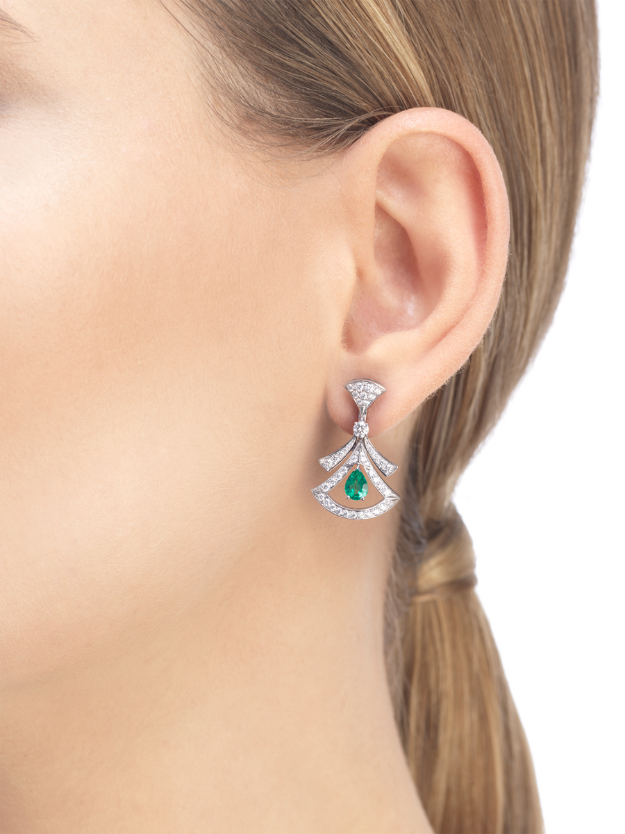 Bob Aeris Fan Linear Grace Earrings, Openwork, Emerald — real photo 3