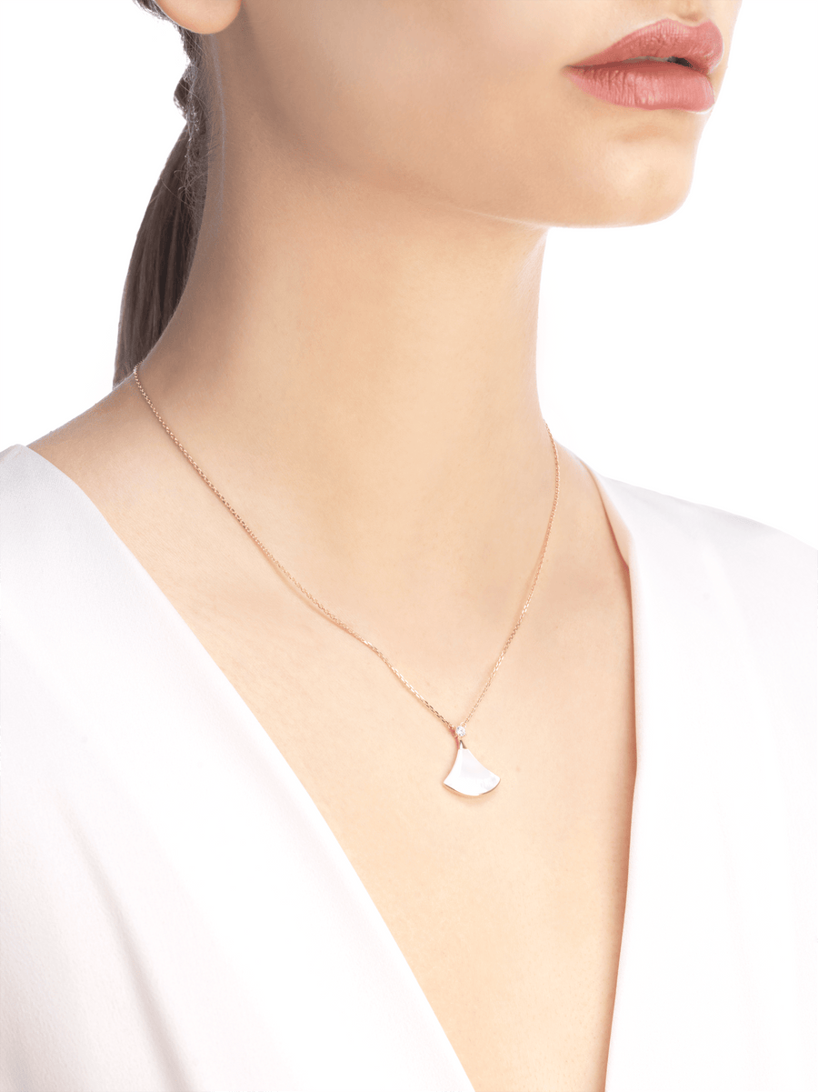 Bob Aeris Fan Essential  Necklace, Rose Gold,mother of pearl,Small — real photo 3