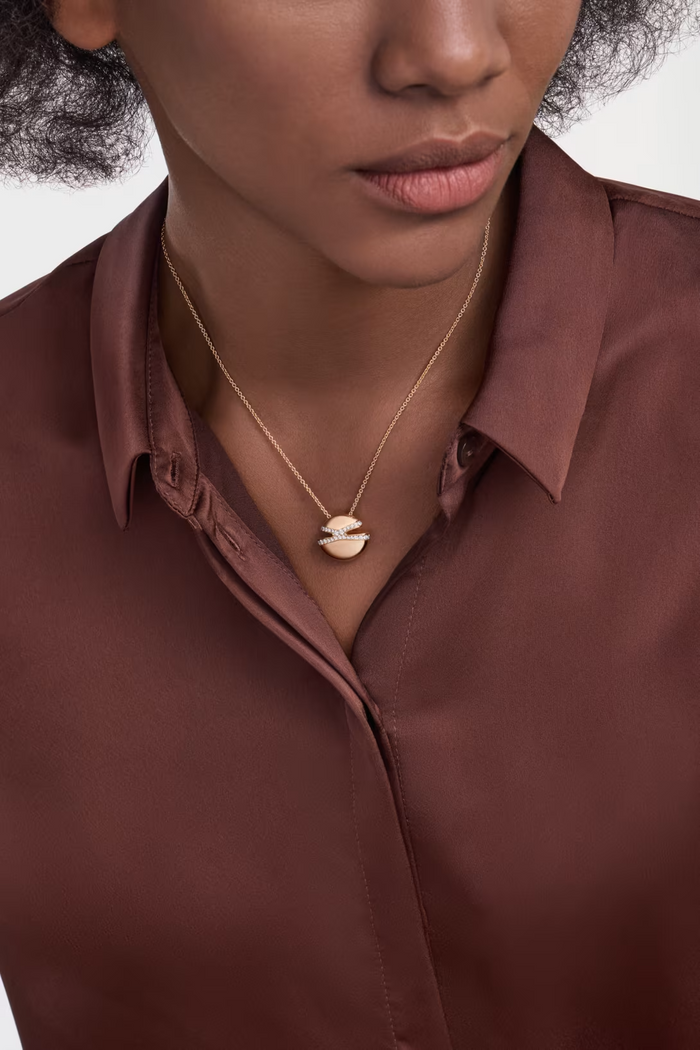 Bob Aura Convex Necklace, Moissanite, Pave Set | Yellow, Rose & White Gold — real photo 5